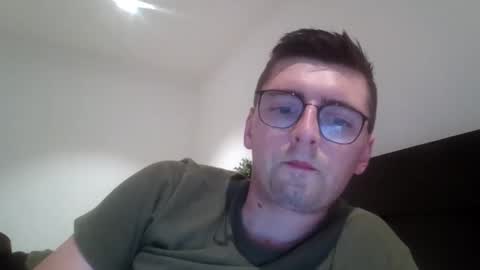 Snapshot of patat1996 chatting on May 27, 1:19 pm patat1996 online show from May 27, 1:19 pm