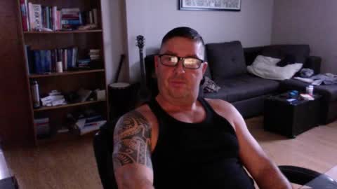 patmilll online show from December 19, 8:05 pm