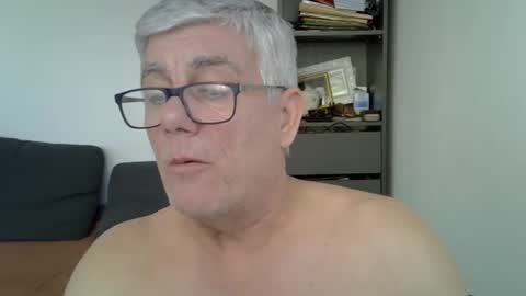 patrick5275 online show from January 7, 9:40 am