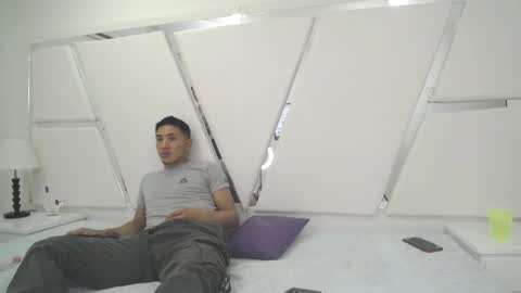 patrick_and_greeicy online show from December 18, 3:37 am