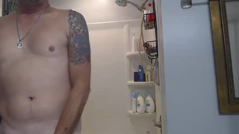 patrickbond007 online show from September 19, 3:24 pm