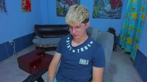 .... online show from December 4, 7:39 am