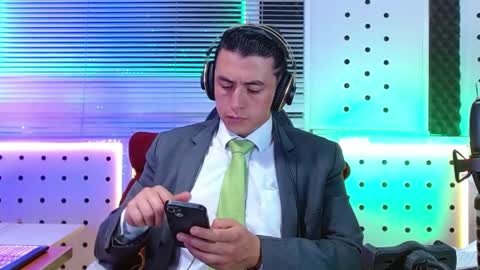Snapshot of patronsexx chatting on May 30, 5:21 pm Darko0717 online show from May 30, 5:21 pm