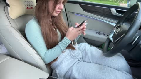Snapshot of patry333 chatting on September 22, 4:47 am Andreea online show from September 22, 4:47 am