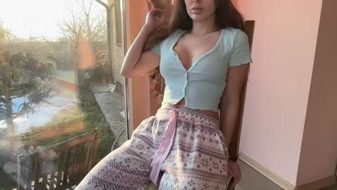 Andreea online show from March 4, 5:35 am