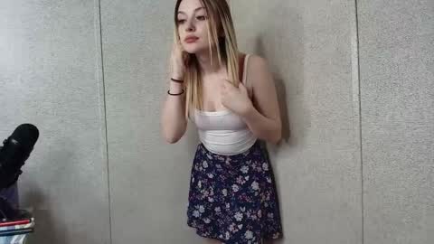 pattymycakes69 online show from March 5, 3:19 pm