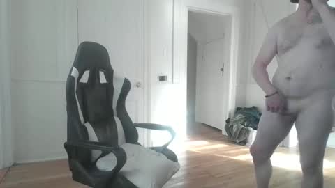 shy online show from January 17, 6:44 pm