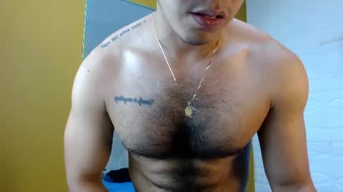 Snapshot of paul_cros chatting on July 12, 11:23 am paul_cros online show from July 12, 11:23 am