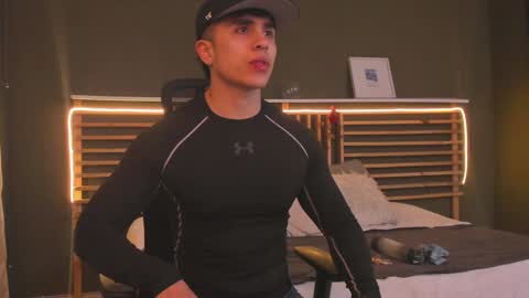 Snapshot of paul_evanss chatting on January 22, 12:38 pm Paul online show from January 22, 12:38 pm