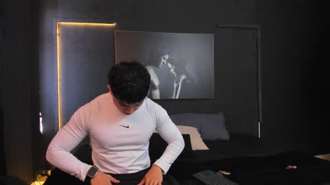 Snapshot of paul_evanss chatting on February 3, 1:08 pm Paul online show from February 3, 1:08 pm