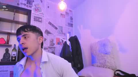 Snapshot of paul_evanss chatting on February 25, 3:38 pm Paul online show from February 25, 3:38 pm