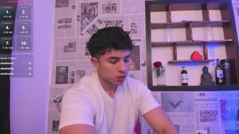 Snapshot of paul_evanss chatting on February 25, 6:42 pm Paul online show from February 25, 6:42 pm