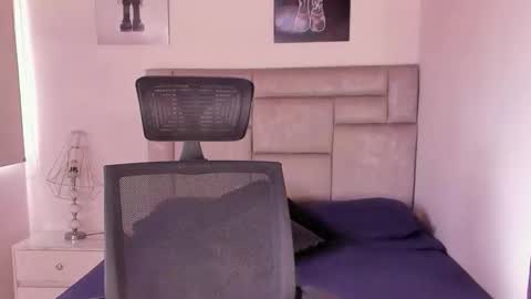 PAUL ROGER online show from May 26, 7:43 pm