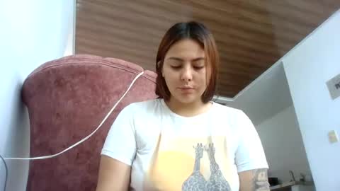 paula_torrez online show from July 17, 3:29 pm