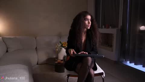 Paula online show from January 16, 8:35 pm