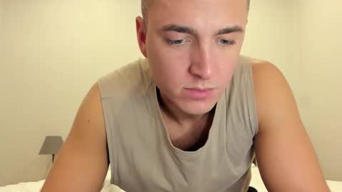 paulblack021 online show from February 1, 6:01 am