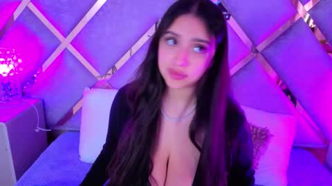 paulette_dupont_ online show from December 18, 4:07 am