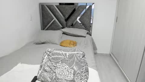 Paulina online show from February 14, 10:50 pm