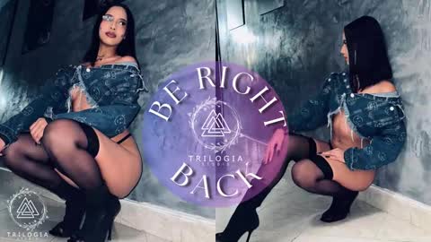 Snapshot of paulina_lopezz chatting on March 25, 9:21 pm PAULINA online show from March 25, 9:21 pm