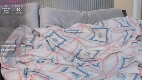Snapshot of paulina_sweett chatting on January 29, 2:53 pm Paulina online show from January 29, 2:53 pm