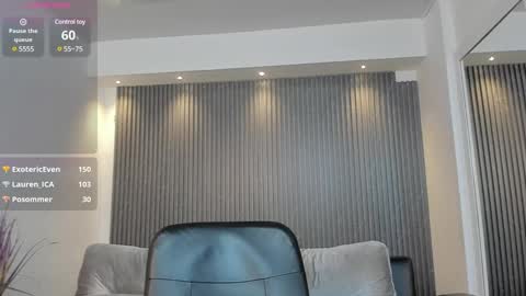 Snapshot of paulina_sweett chatting on January 29, 5:56 pm Paulina online show from January 29, 5:56 pm
