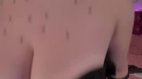 paulinabelen21 online show from November 1, 4:14 am