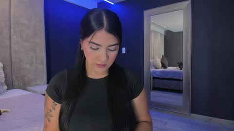 Paulina online show from April 10, 1:49 pm
