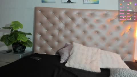 Snapshot of paulinasaeenz chatting on April 6, 1:01 pm PaulinaSaennz online show from April 6, 1:01 pm