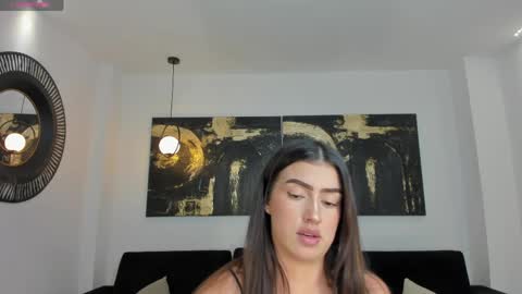 Paulina Santos  online show from April 2, 6:49 pm