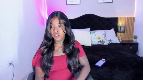 Pauline online show from March 16, 2:28 am