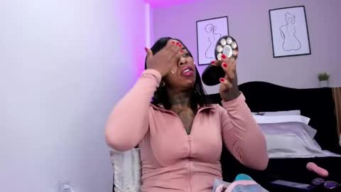 Pauline online show from May 22, 3:02 am
