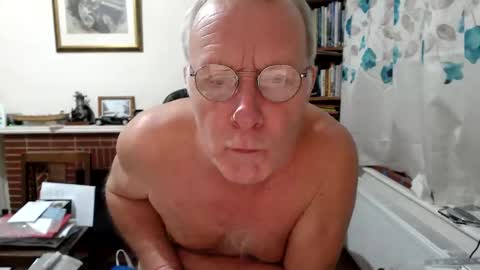 Hi Im Paul online show from December 20, 4:52 am