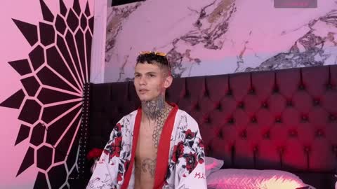 Paulo online show from April 6, 4:21 am