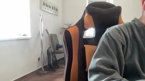 love bush online show from October 23, 11:42 am