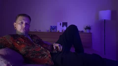 Paul Velvet online show from November 10, 1:54 pm