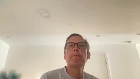 paulwill2377 online show from March 14, 10:15 pm