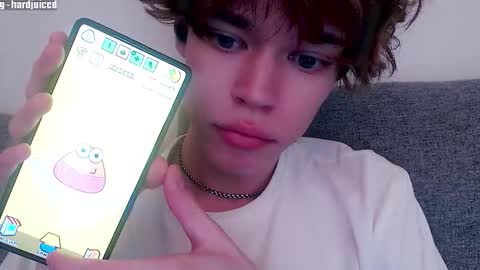 pawclaw online show from January 14, 2:06 am