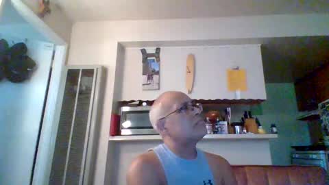 pawgkiller online show from April 2, 10:07 pm