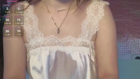 pawsclawws online show from April 11, 7:45 am