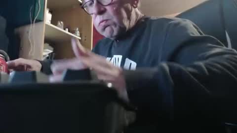 pc8474408 online show from November 27, 4:47 am