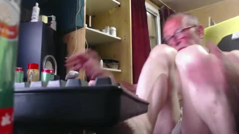 pc8474408 online show from June 24, 10:47 am