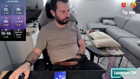 Snapshot of pc92160 chatting on March 18, 8:12 pm pc92160 online show from March 18, 8:12 pm