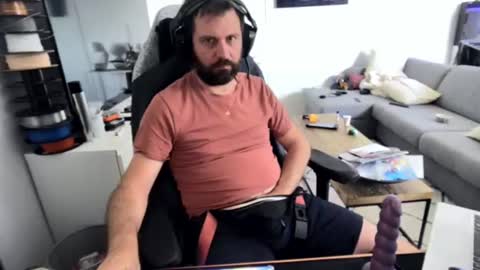 Snapshot of pc92160 chatting on June 19, 10:19 am pc92160 online show from June 19, 10:19 am