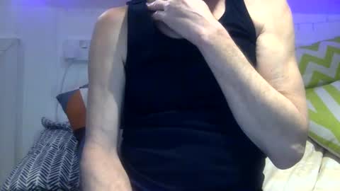 Snapshot of pea23 chatting on January 21, 5:51 pm pea23 online show from January 21, 5:51 pm