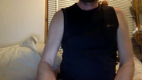 Snapshot of pea23 chatting on March 3, 10:20 pm pea23 online show from March 3, 10:20 pm