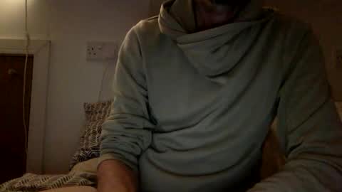 Snapshot of pea23 chatting on October 1, 11:11 pm pea23 online show from October 1, 11:11 pm