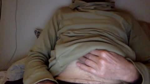 Snapshot of pea23 chatting on December 4, 12:20 am pea23 online show from December 4, 12:20 am