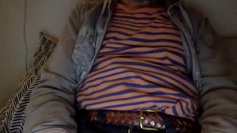 Snapshot of pea23 chatting on January 5, 6:44 pm pea23 online show from January 5, 6:44 pm