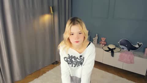 Snapshot of peach1nlove chatting on November 20, 8:08 pm Jesica online show from November 20, 8:08 pm