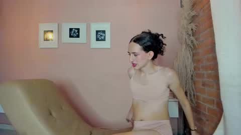 Snapshot of peach_tyron chatting on February 5, 11:28 pm peach tyron online show from February 5, 11:28 pm